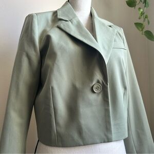 7 for all Mankind Women’s Blazer Size Medium Cropped Jacket Sage